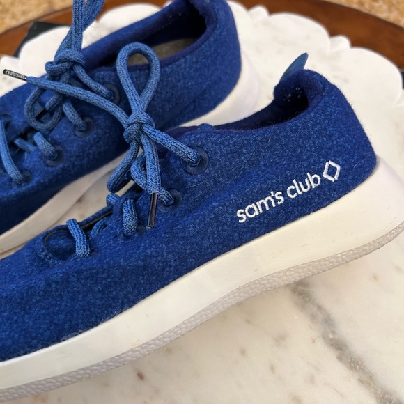 Allbirds Sneakers - Picture 9 of 9